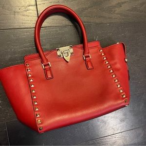 Authentic Valentino Red Leather Rockstud Trapeze Tote handbag women